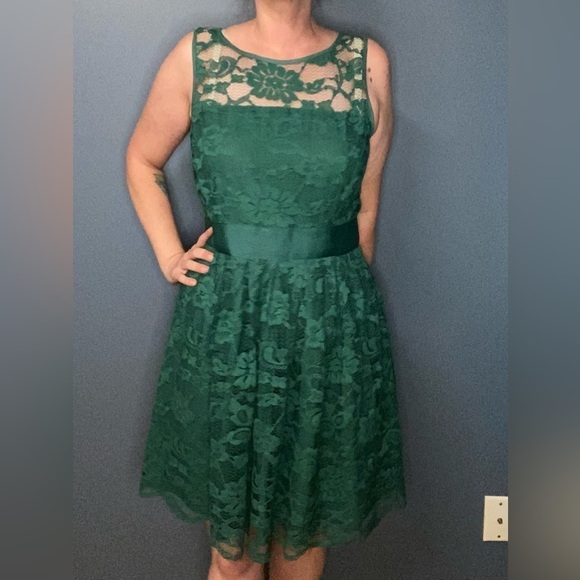 BB Dakota by ModCloth Green Lace Dress sz 12 - Picture 1 of 5